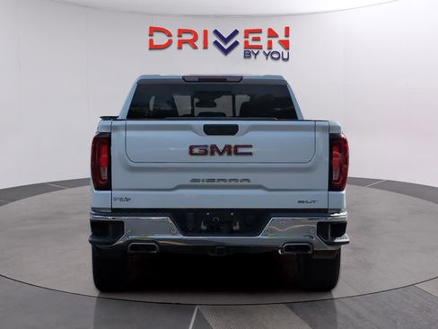 Used 2022 GMC Sierra 1500 SLT w/ SLT Premium Plus Package AWD/4WD image 4