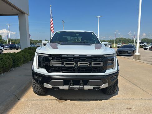 Used 2025 Ford F150 Raptor AWD/4WD image 14