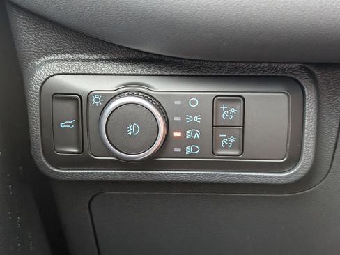 New 2026 Ford Explorer Active image 18