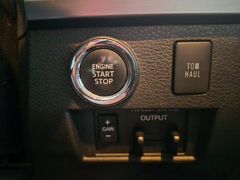 Certified 2020 Toyota Tundra Platinum AWD/4WD image 24