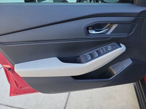 Certified 2025 Honda Accord SE image 18