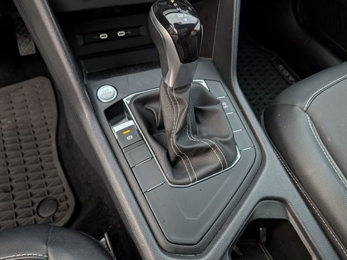 Used 2022 Volkswagen Taos SE image 20