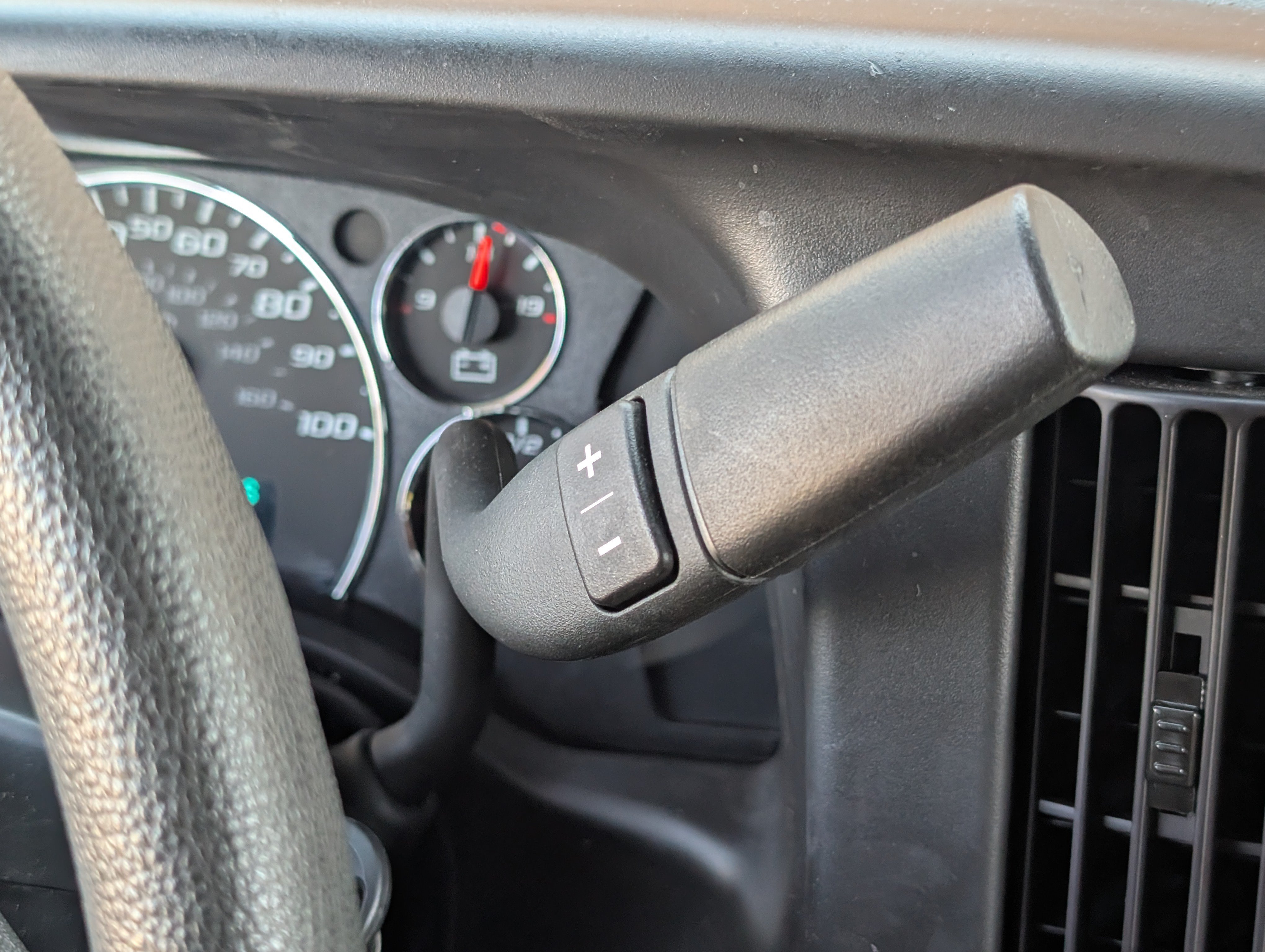 Used 2024 Chevrolet Express 3500 LS RWD image 29