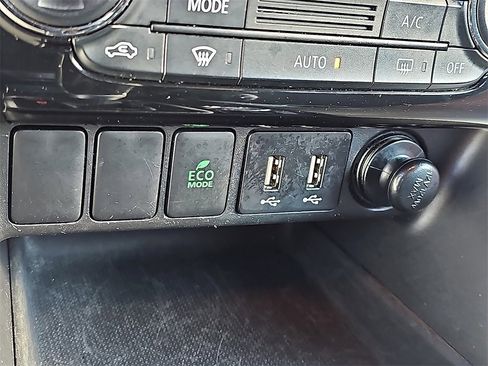 Used 2024 Mitsubishi Eclipse Cross LE image 23