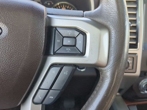 Used 2018 Ford F150 King Ranch image 32