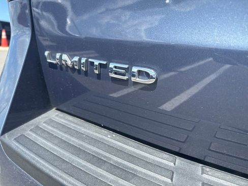 Used 2023 Ford Expedition Limited RWD image 12