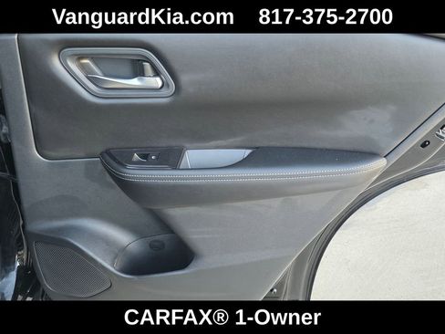 Used 2024 Nissan Rogue SV image 31