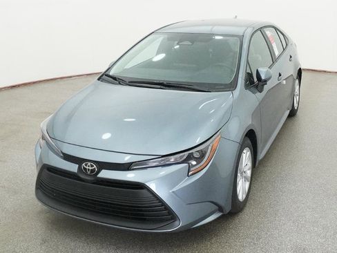 New 2026 Toyota Corolla LE FWD image 3