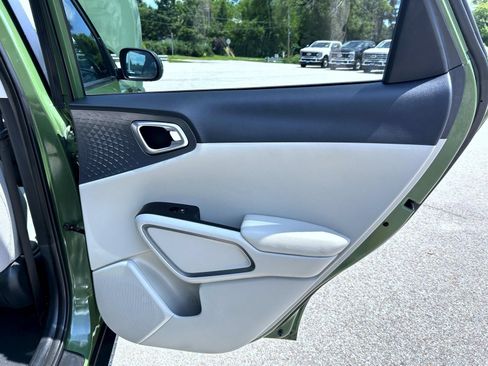 Used 2020 Kia Soul EX FWD image 18