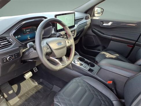 Used 2024 Ford Escape ST-Line Elite w/ Premium Technology Package AWD/4WD image 13