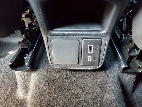 Certified 2023 Buick Encore GX Preferred w/ Cold Weather Comfort Package AWD/4WD image 13