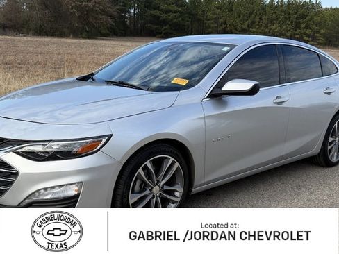 Used 2022 Chevrolet Malibu LT image 1