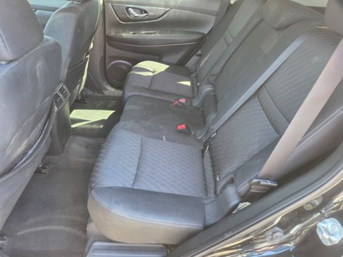 Used 2020 Nissan Rogue SV AWD/4WD image 9