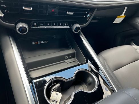 New 2026 Chevrolet Tahoe LT image 39