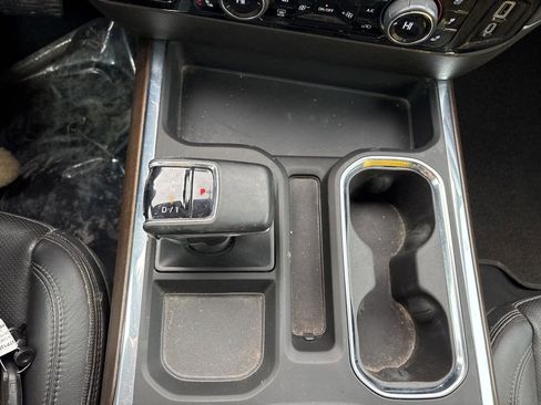 Used 2024 Chevrolet Silverado 1500 High Country w/ Technology Package image 33