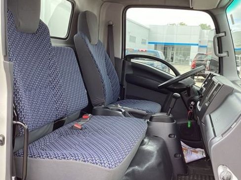 New 2024 Chevrolet Low Cab Forward RWD image 12