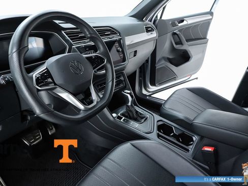 Used 2024 Volkswagen Tiguan SE R-Line FWD image 58