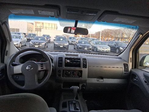 Used 2006 Nissan Frontier SE w/ (P01) Power Pkg image 25