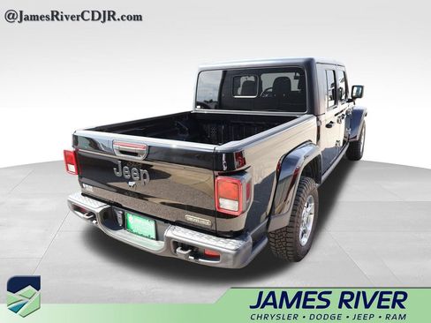 Used 2021 Jeep Gladiator Sport AWD/4WD image 5