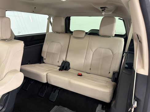 Used 2022 Ford Expedition Max Platinum RWD image 25