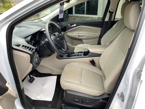 Used 2019 Ford Escape SE AWD/4WD image 10