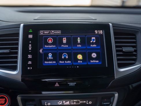 Used 2016 Honda Pilot Touring image 11
