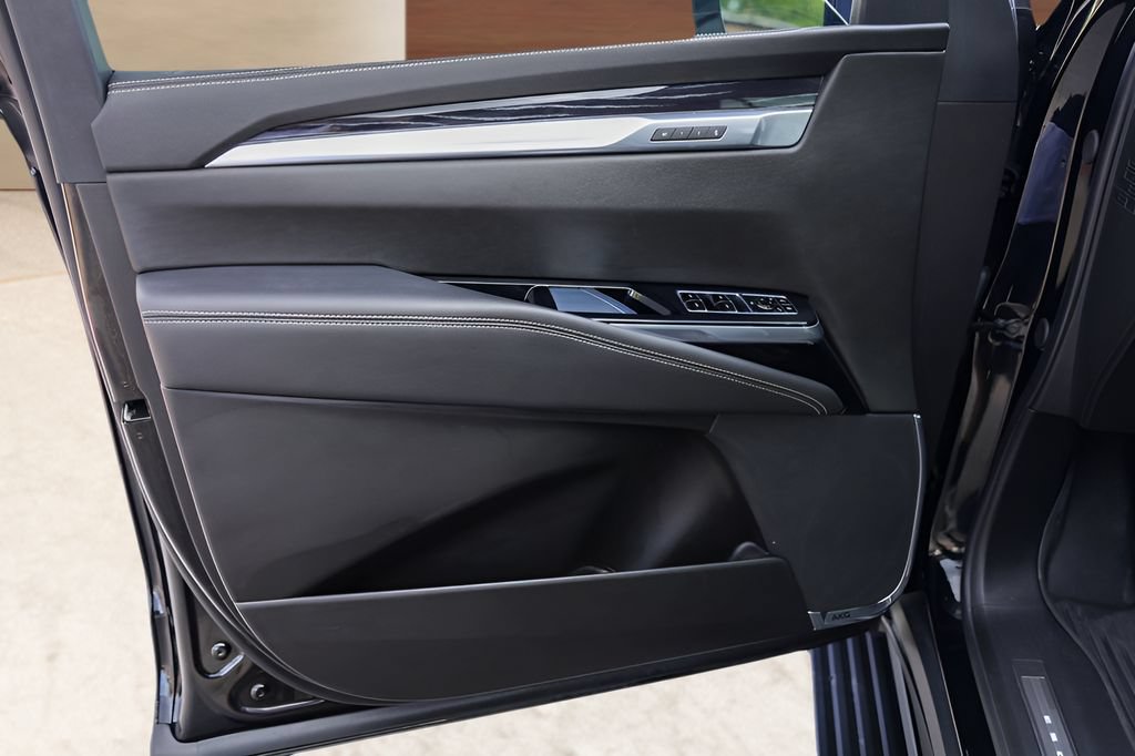 Certified 2025 Cadillac Escalade Sport w/ LPO, ONYX Package RWD image 22