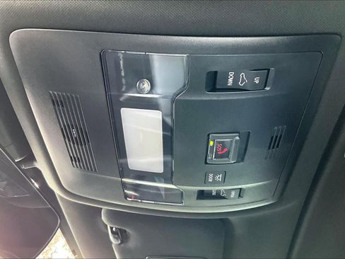 Used 2023 Lexus IS 350 F Sport w/ Navigation Package image 32