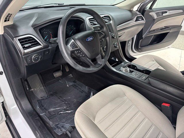 Used 2020 Ford Fusion S FWD image 10