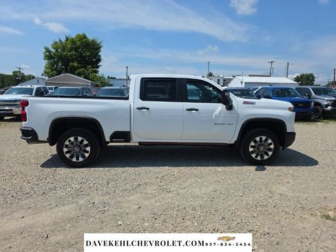 Used 2025 Chevrolet Silverado 2500 Custom w/ Custom Value Package AWD/4WD image 6