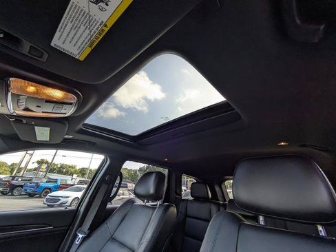 Used 2020 Jeep Grand Cherokee Limited RWD image 20