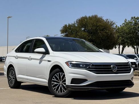 Used 2019 Volkswagen Jetta SEL FWD image 2