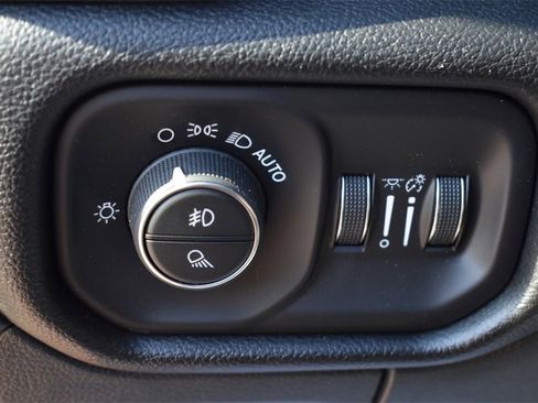 Used 2022 RAM 1500 Laramie w/ Sport Appearance Package image 29