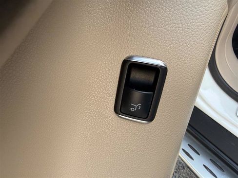 Used 2012 Mercedes-Benz ML 350 BlueTEC 4MATIC image 55
