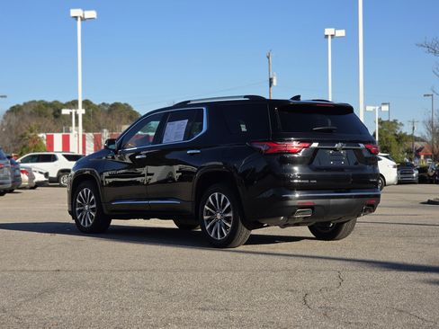 Used 2023 Chevrolet Traverse Premier image 5