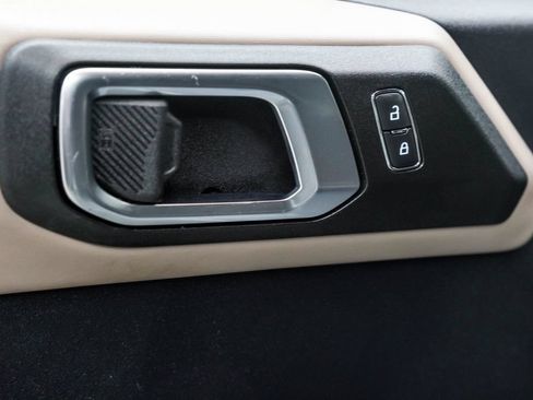 Used 2022 Ford Bronco Wildtrak AWD/4WD image 44