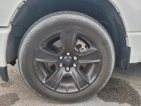 Used 2023 RAM 1500 Big Horn RWD image 8