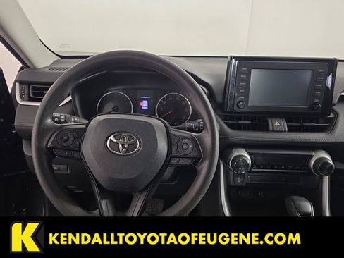 Used 2019 Toyota RAV4 XLE w/ Carpet Mat Package FWD image 12