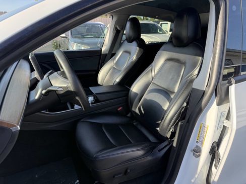 Used 2020 Tesla Model Y Long Range AWD/4WD image 10