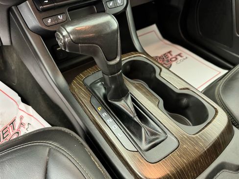 Used 2018 GMC Canyon Denali image 22