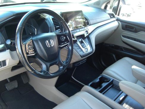 Used 2018 Honda Odyssey EX-L image 7