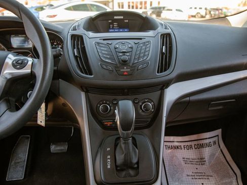 Used 2016 Ford Escape SE image 15