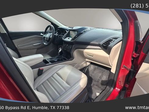 Used 2019 Ford Escape SEL AWD/4WD image 18