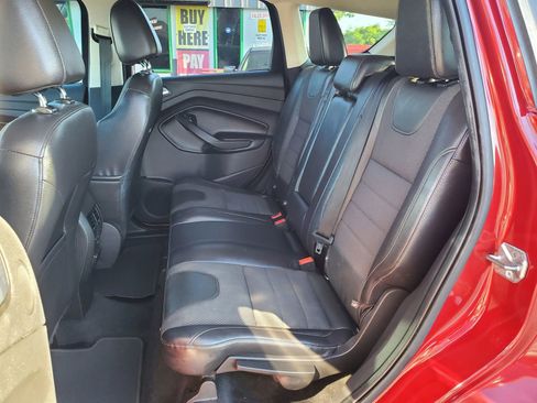 Used 2016 Ford Escape SE w/ SE Chrome Package image 10