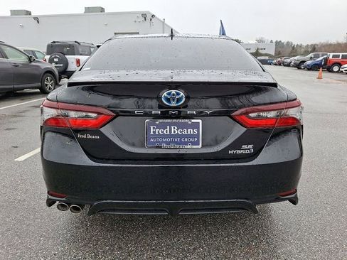 Used 2022 Toyota Camry SE image 10