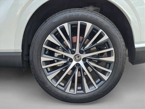 Certified 2024 Lexus RX 350 Premium Plus w/ Cold Area Package FWD image 22