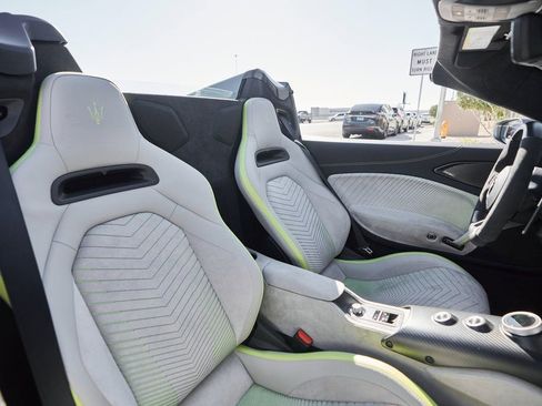 Used 2023 Maserati MC20 Spyder RWD image 43