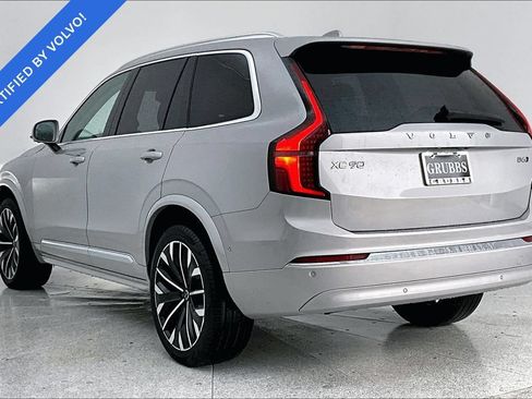 Used 2025 Volvo XC90 B6 Plus AWD/4WD image 14