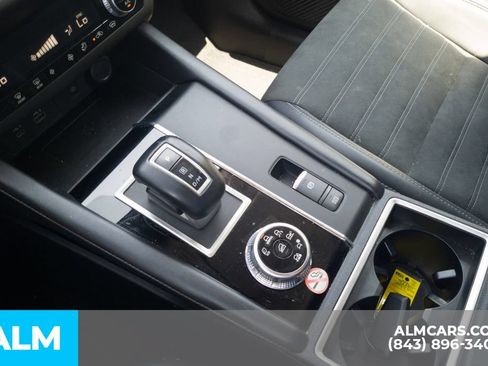 Used 2024 Mitsubishi Outlander SE AWD/4WD image 10