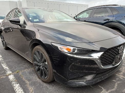 Used 2025 MAZDA MAZDA3 s FWD image 11